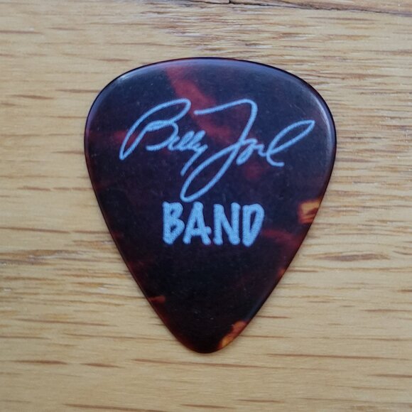 NWT Billy Joel T-Shirt & Guitar Picks Tommy Byrnes, Mike Delguidice, Andy Cichon - Picture 8 of 13